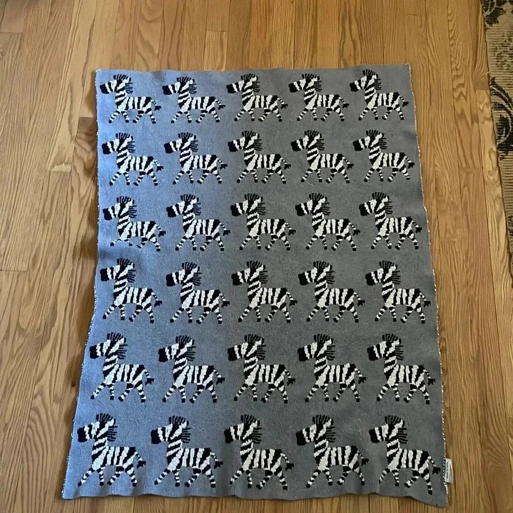 Zebra Blanket‎